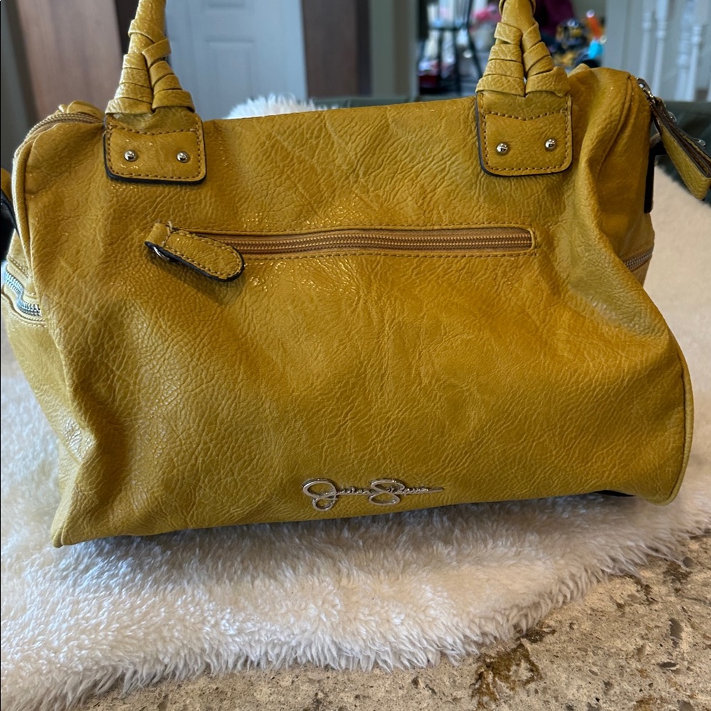 Jessica Simpson handbag - Picture 9 of 10